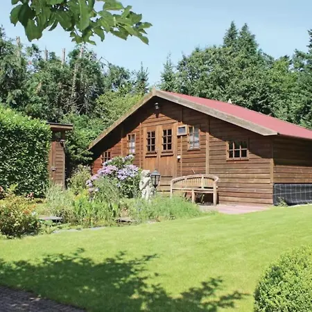 Semesterbostad House And Lunteren